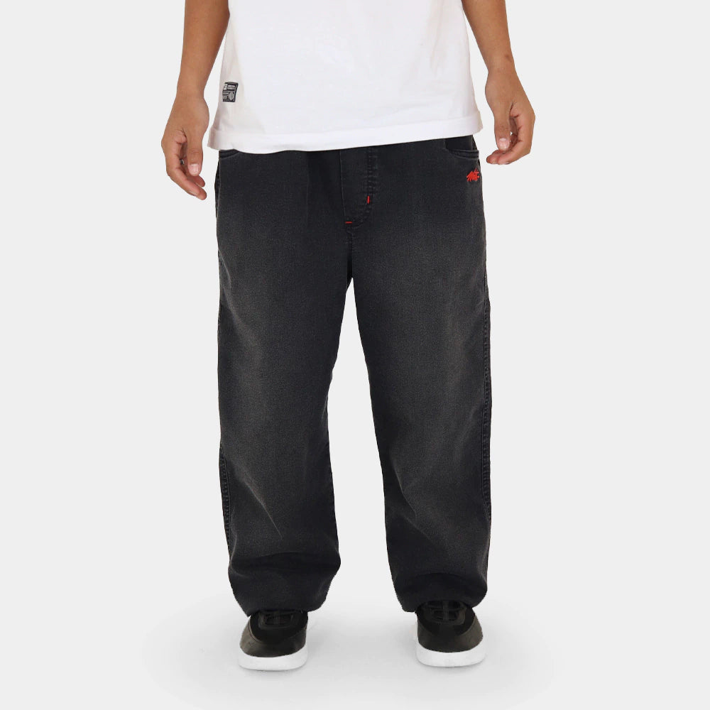 CALÇA WATS JEANS  RETA TAG - PRETO MARMORIZADO COM BORDADO VERMELHO.