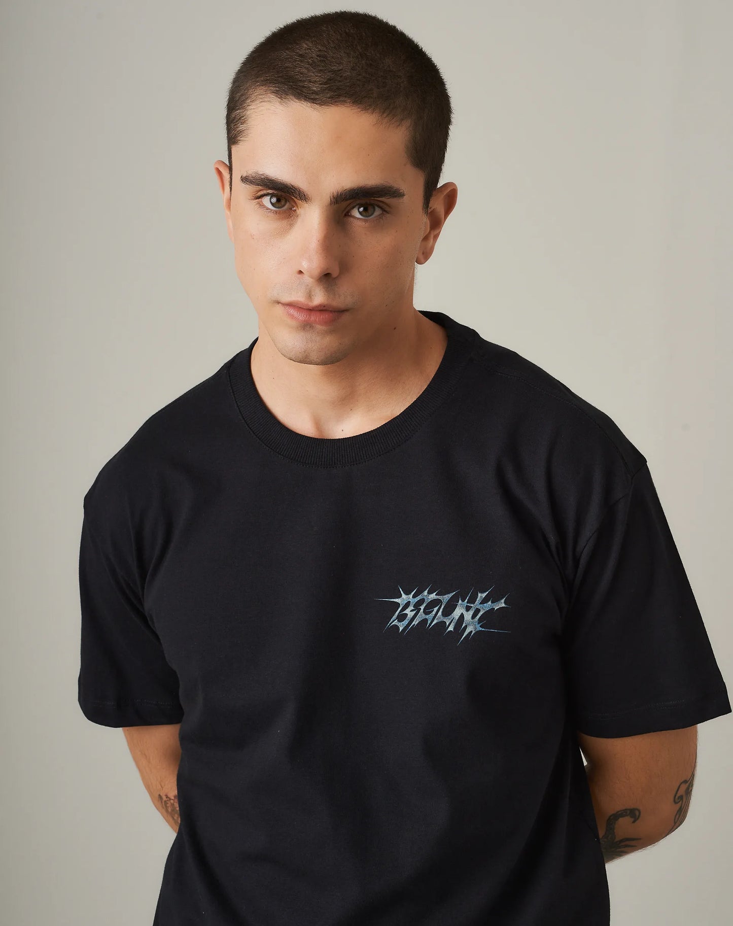 CAMISETA BLUNT BASICA SWORD 200856