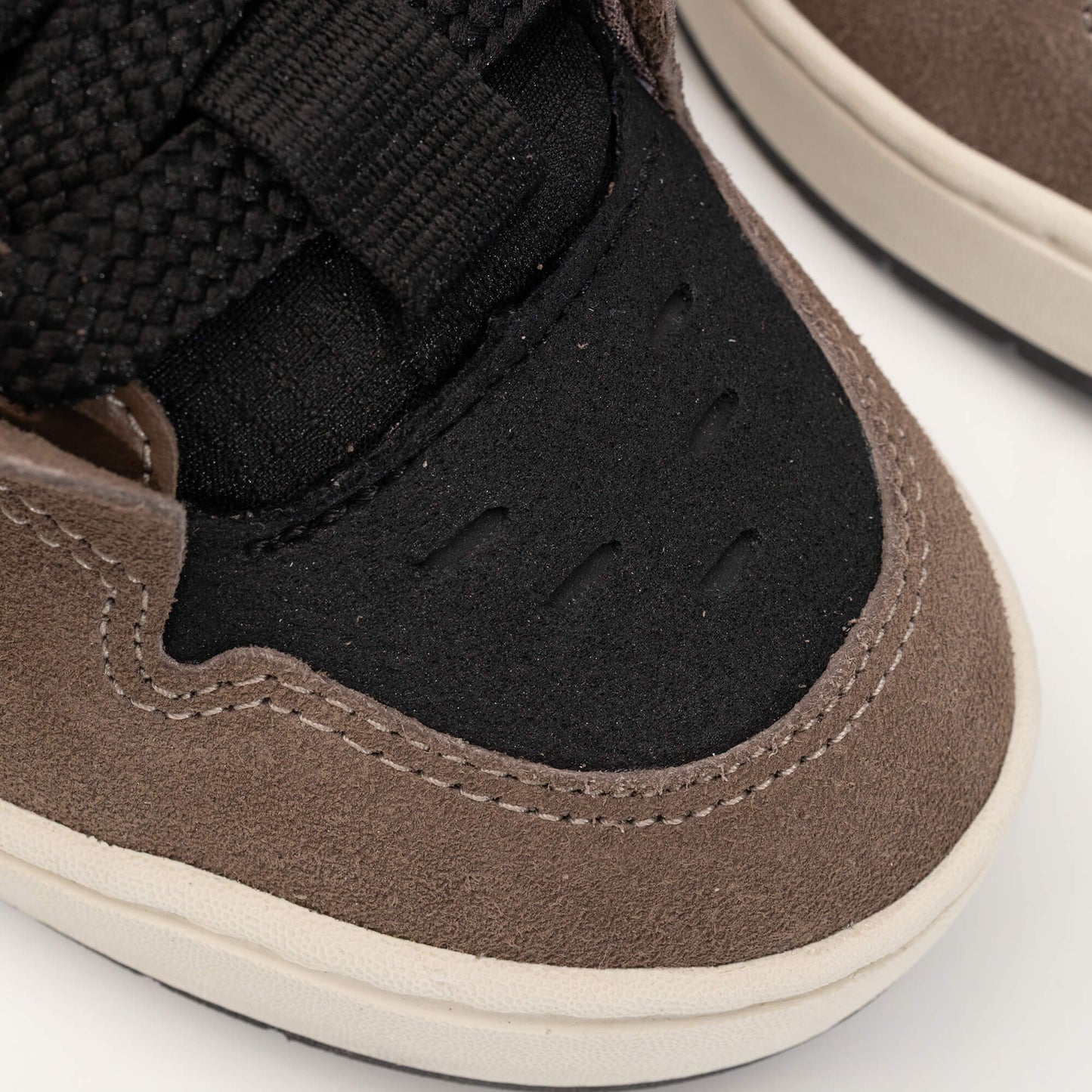 TENIS HOCKS 4MIGA 011 CAFE PRETO
