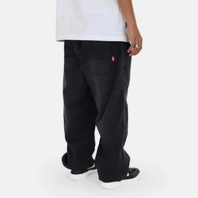 CALÇA WATS JEANS  RETA TAG - PRETO MARMORIZADO COM BORDADO VERMELHO.
