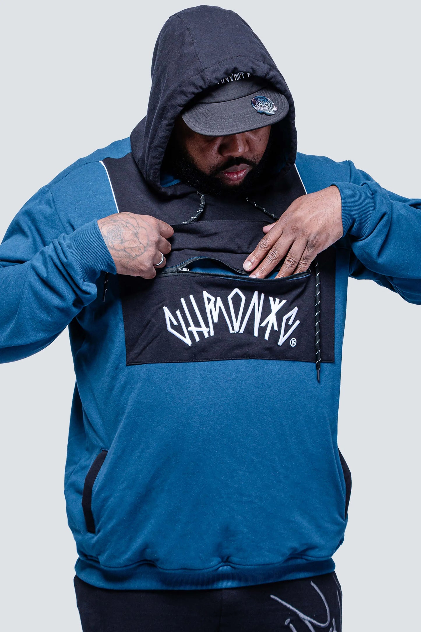 BLUSA MOLETOM CHRONIC BIG BLUEVSBLACK 007V2