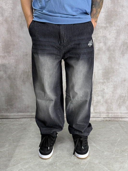 CALÇA JEANS BAGGY TRIP SIDE JEANS USED STONED COM BORDADO