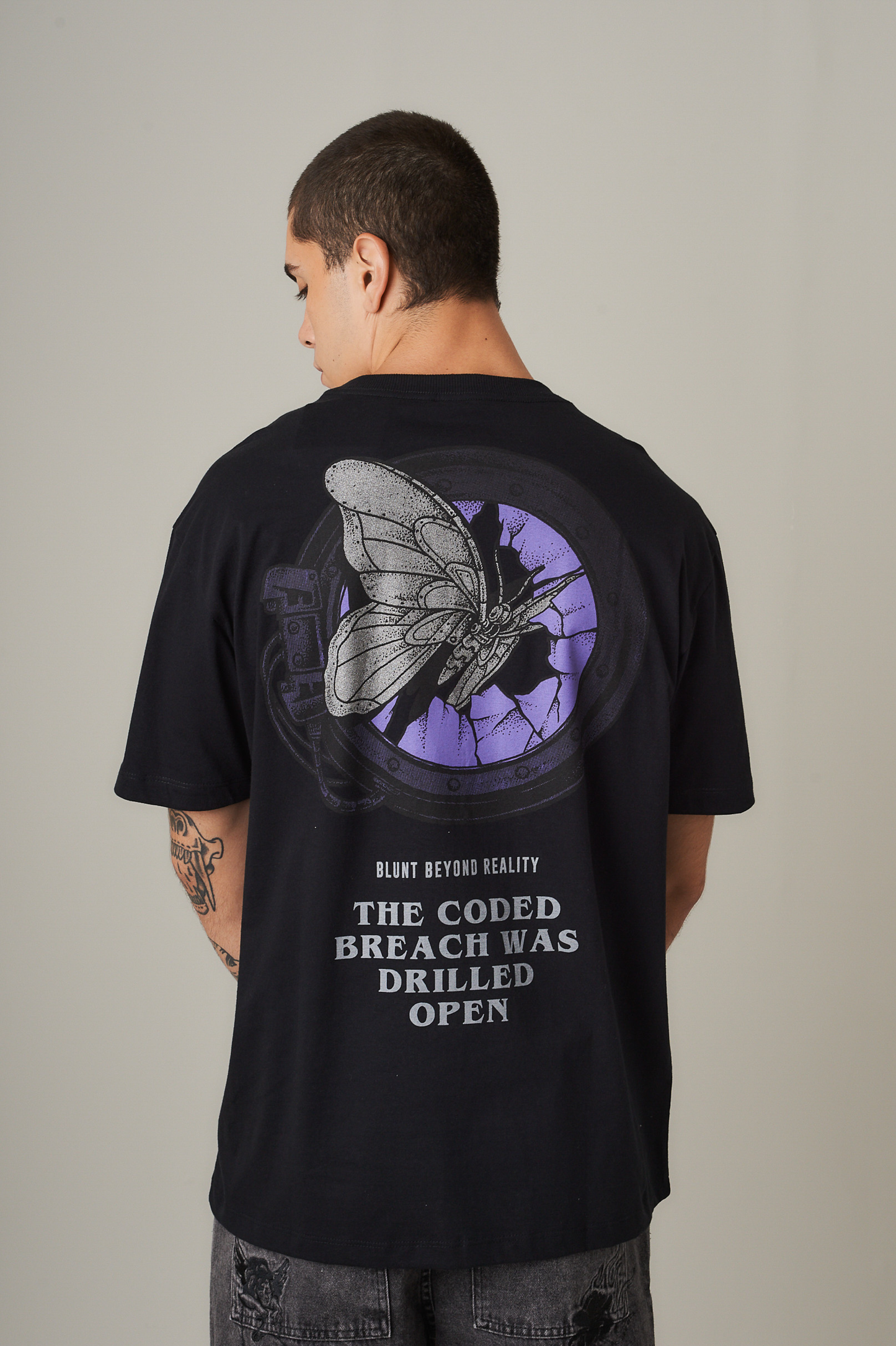 CAMISETA BLUNT BASICA DERELICT 200811