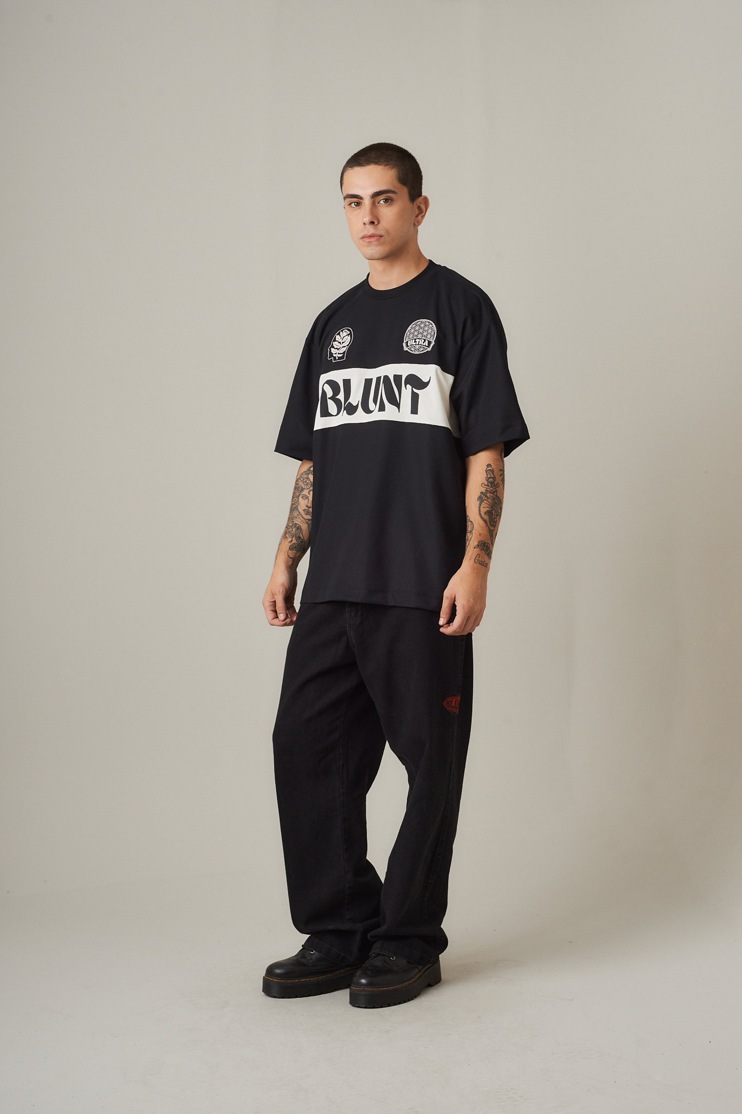 CAMISETA BLUNT ESPECIAL RECORTE 210217