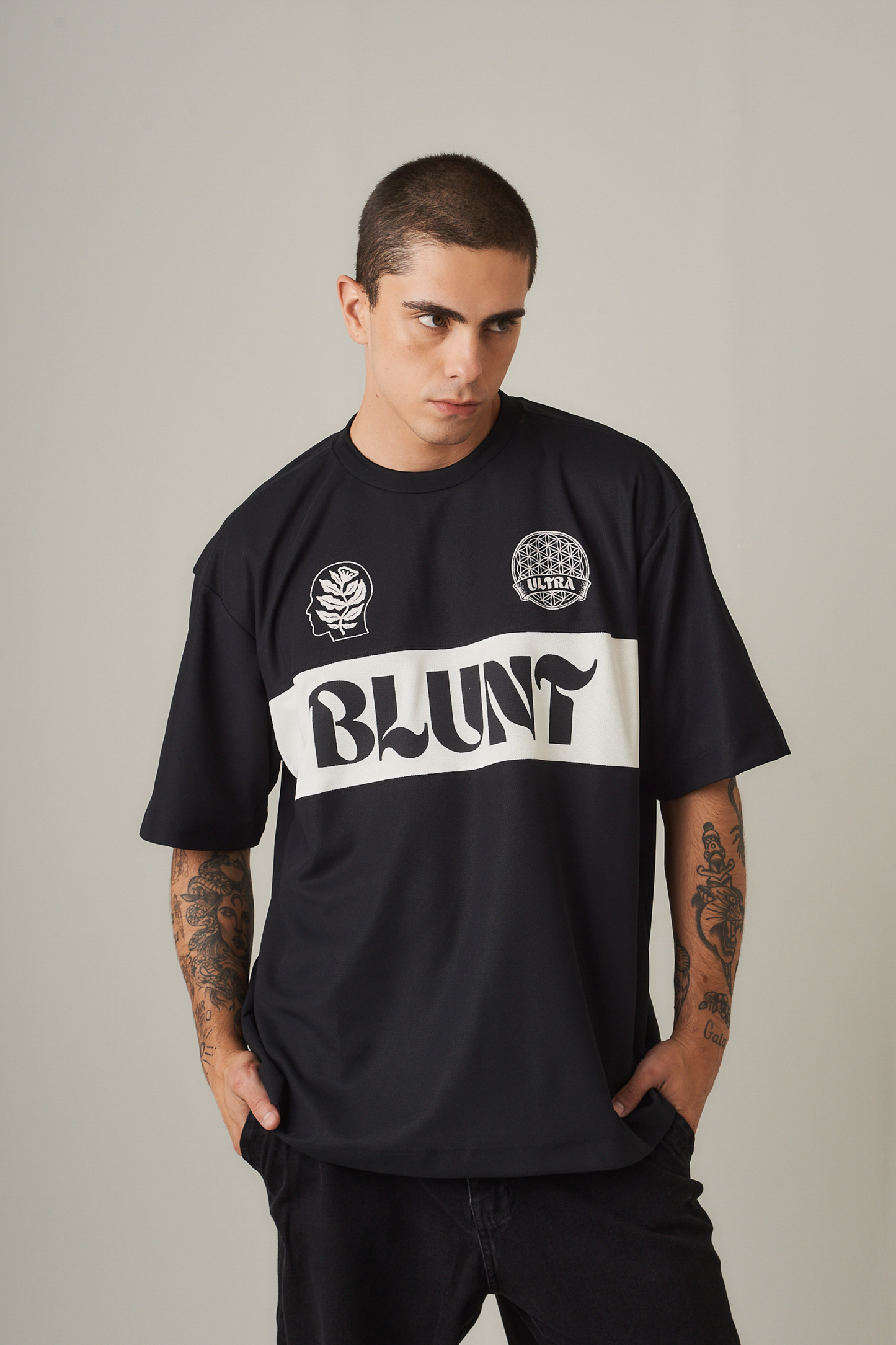 CAMISETA BLUNT ESPECIAL RECORTE 210217