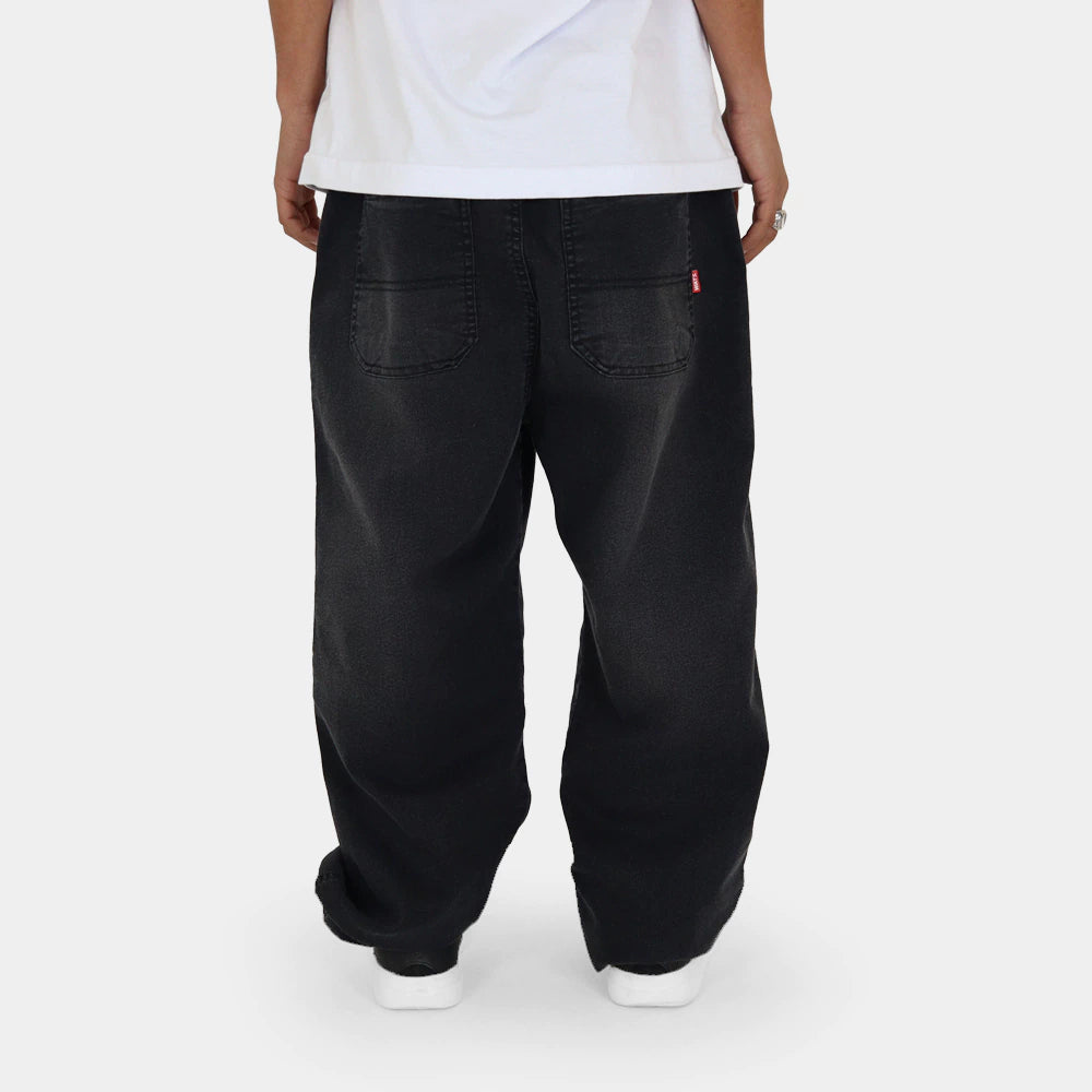 CALÇA WATS JEANS  RETA TAG - PRETO MARMORIZADO COM BORDADO VERMELHO.