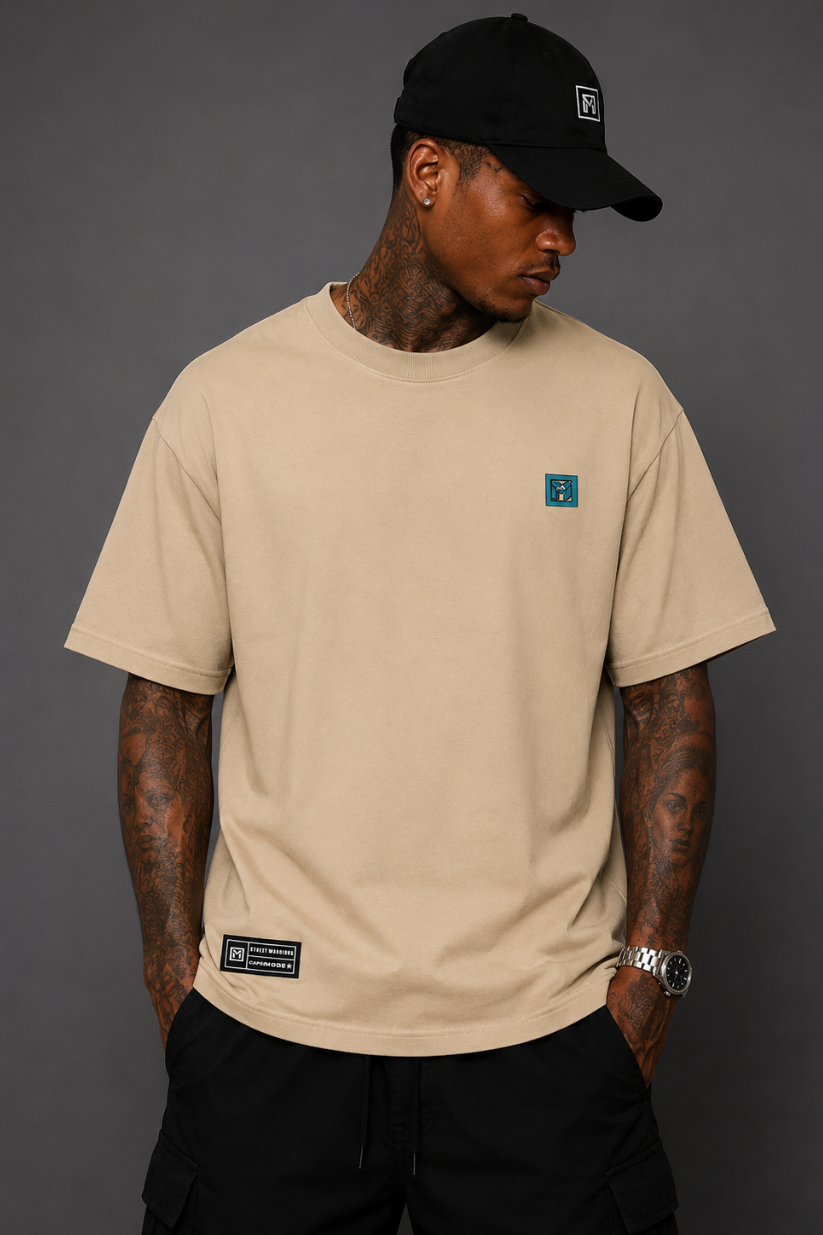 CAMISETA MANOS CAPS OVERSIZED ESSENTIAL O MUNDO