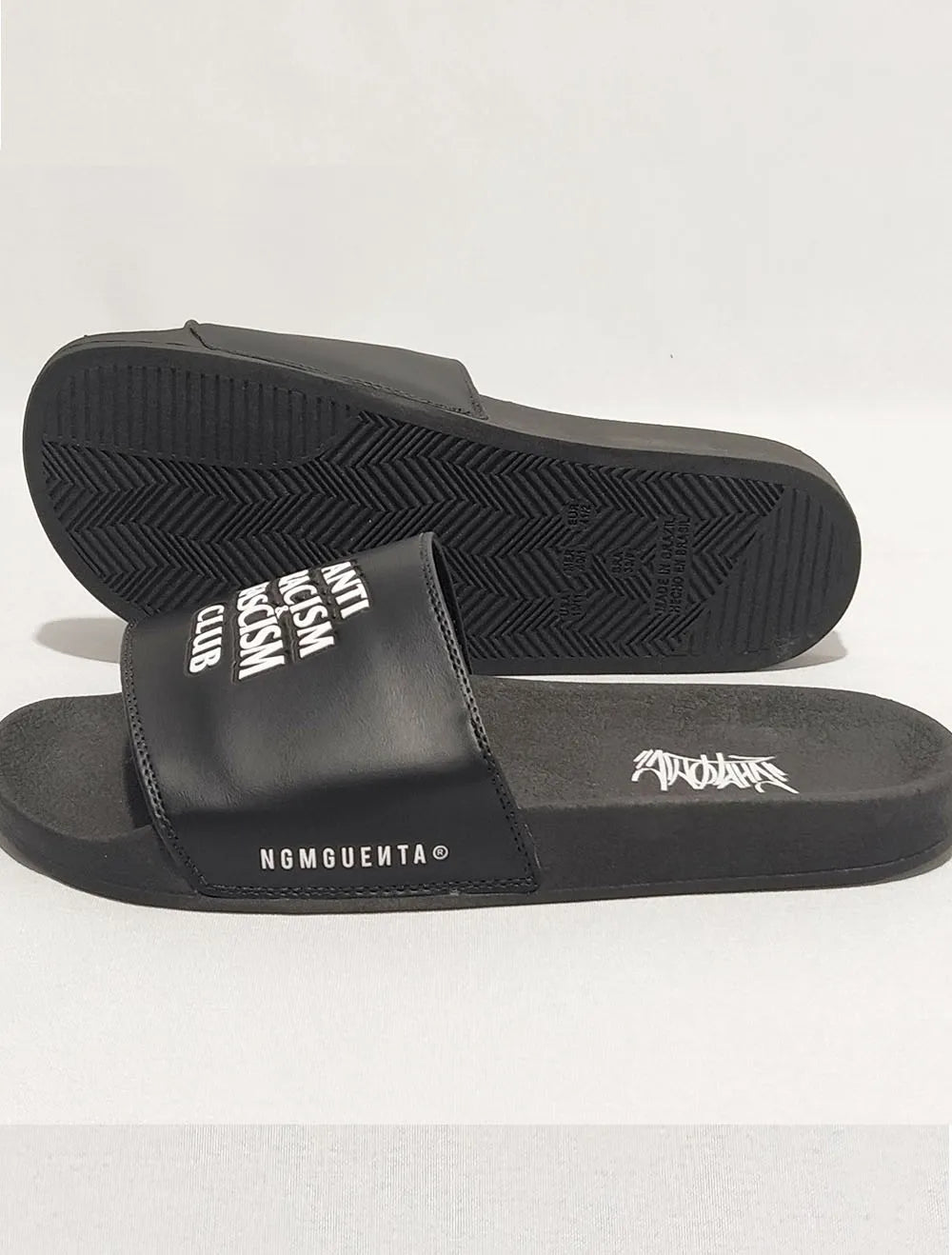 CHINELO SLIDE CHRONIC ANTI RACISM BLACK
